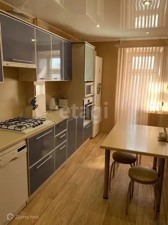 Продаётся 4-к квартира, 76.4 м - Фото 1