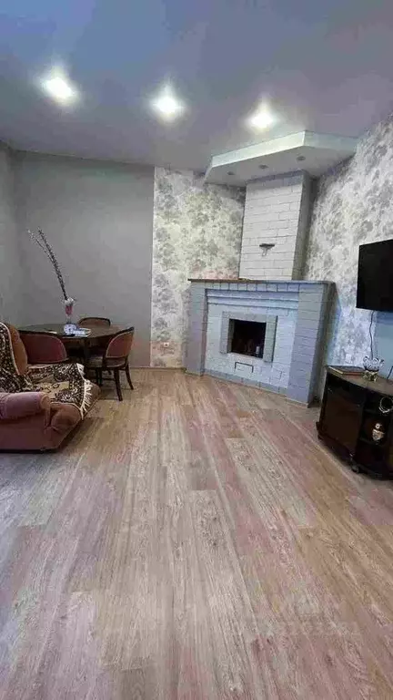 Дом в Ростовская область, Ростов-на-Дону Ветреный пер., 14 (220 м) - Фото 1