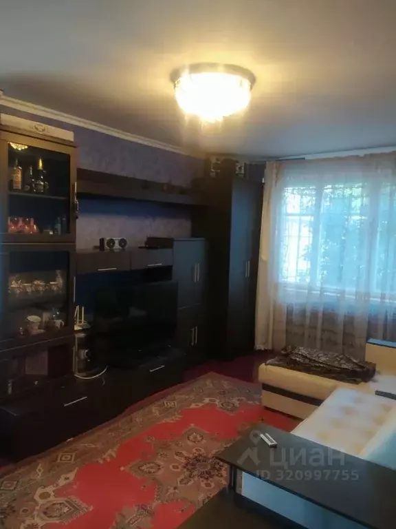 3-к кв. Белгородская область, Старый Оскол Комсомольский просп., 3 ... - Фото 0
