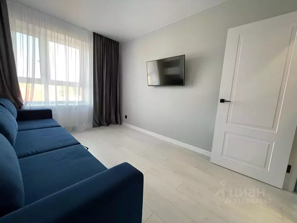1-к кв. Татарстан, Казань ул. Азата Аббасова, 23А (35.0 м) - Фото 1