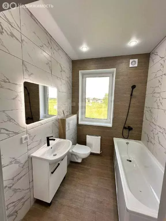 Дом в село Нагаево, Салютная улица (100 м) - Фото 2