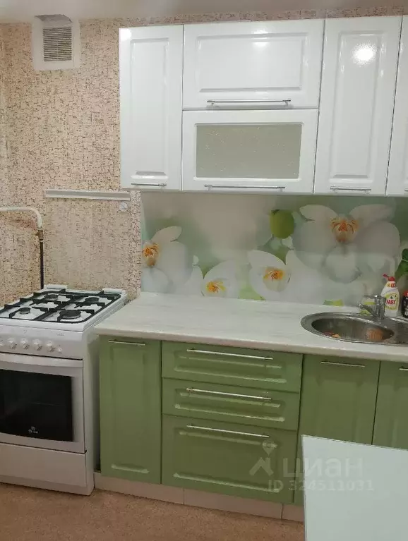 1-к кв. Удмуртия, Ижевск ул. А.Н. Сабурова, 47 (30.0 м) - Фото 1