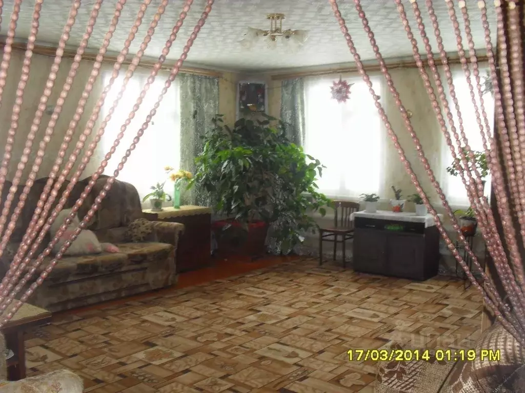 Дом в Оренбургская область, Красногвардейский район, Подольский ... - Фото 1