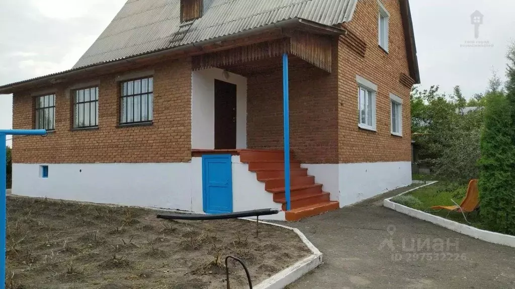 Коттедж в Омская область, Калачинск ул. Черепова (275 м) - Фото 1