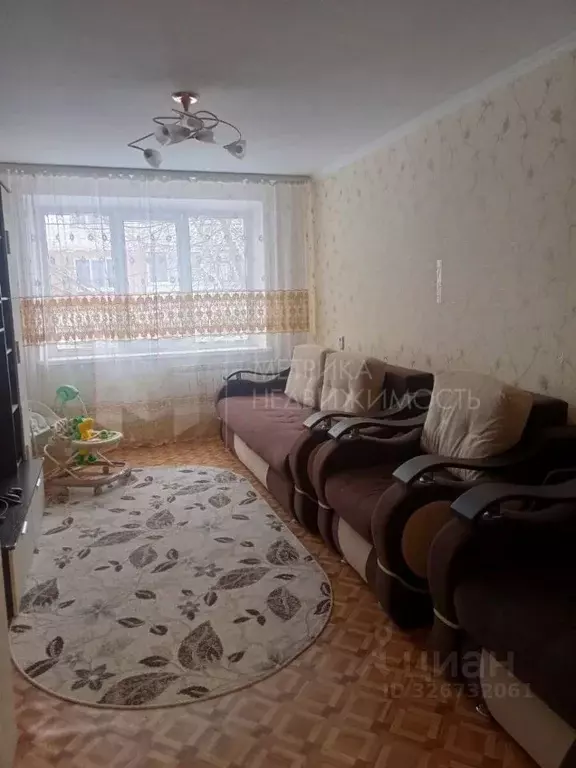 3-к кв. Тюменская область, Тюмень ул. Домостроителей, 8 (65.4 м) - Фото 1