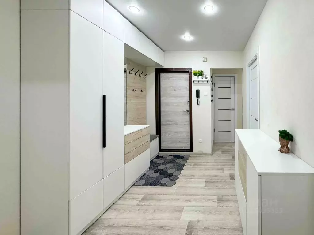 3-к кв. Чувашия, Чебоксары пл. Победы, 5 (66.1 м) - Фото 1