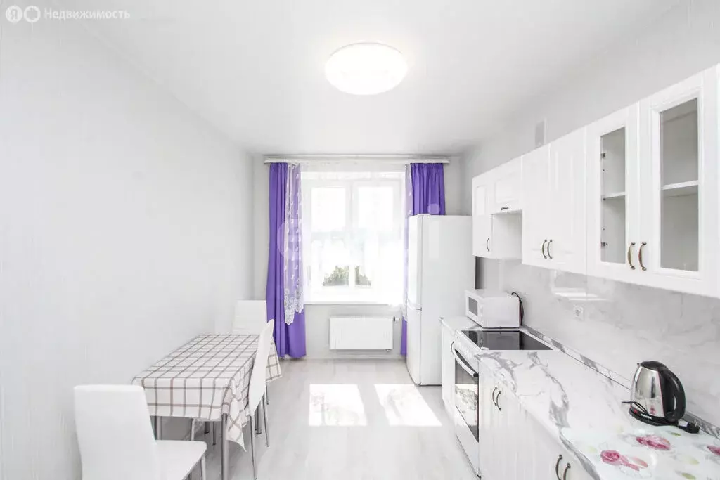 1-комнатная квартира: Тюмень, улица Тимофея Кармацкого, 9 (45 м) - Фото 2