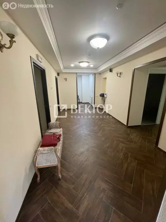 Помещение свободного назначения (180 м) - Фото 0