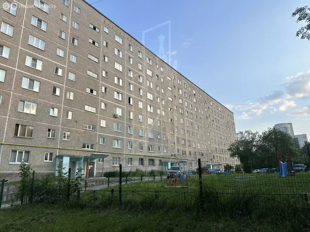 3-комнатная квартира: Екатеринбург, улица Красных Командиров, 75 (63.5 ... - Фото 1