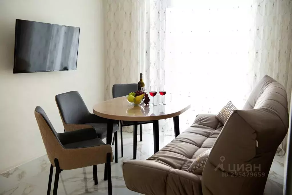 1-к кв. Калининградская область, Зеленоградск ул. В. Гризодубовой, 1/2 ... - Фото 1