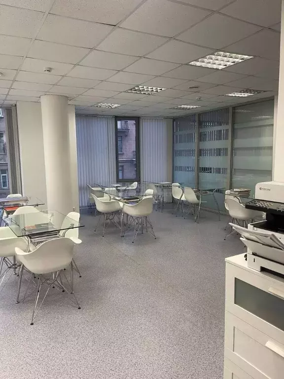 Офис в Санкт-Петербург просп. Малый Васильевского острова, 22 (135 м) - Фото 1