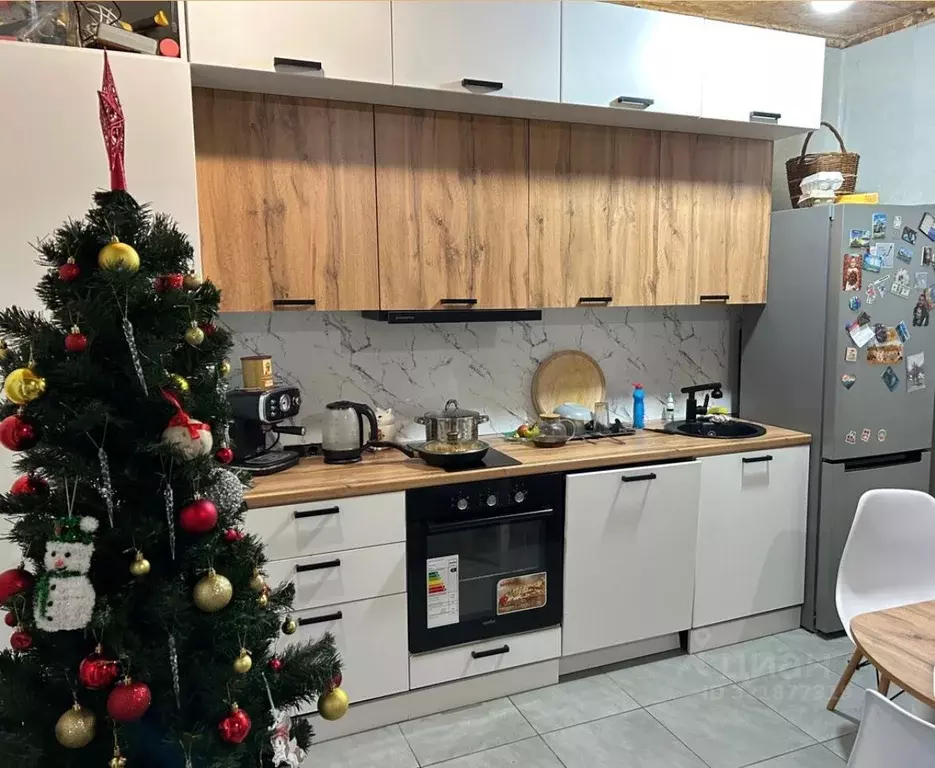 3-к кв. Краснодарский край, Темрюк ул. Декабристов, 54А (81.1 м) - Фото 0