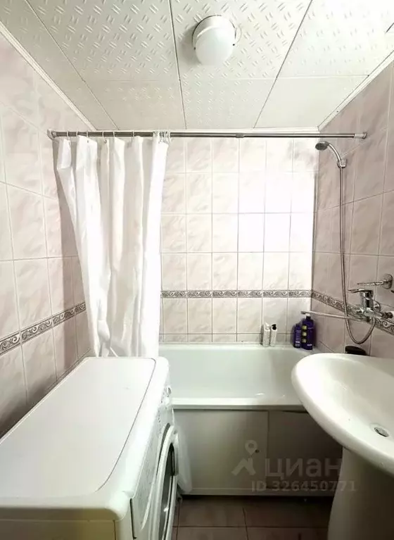 2-к кв. Белгородская область, Поселок Чернянка городское поселение, ... - Фото 1