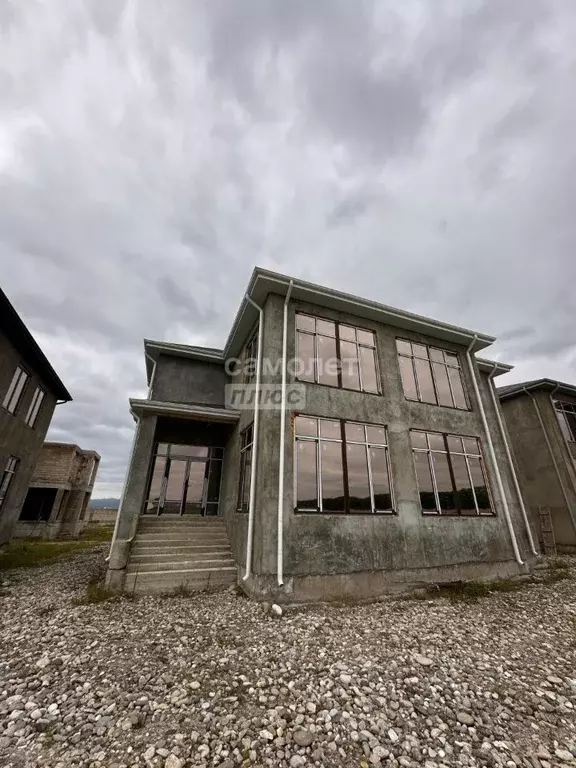 Коттедж в Кабардино-Балкария, Чегем ул. Братьев Макоевых, 83 (240 м) - Фото 0