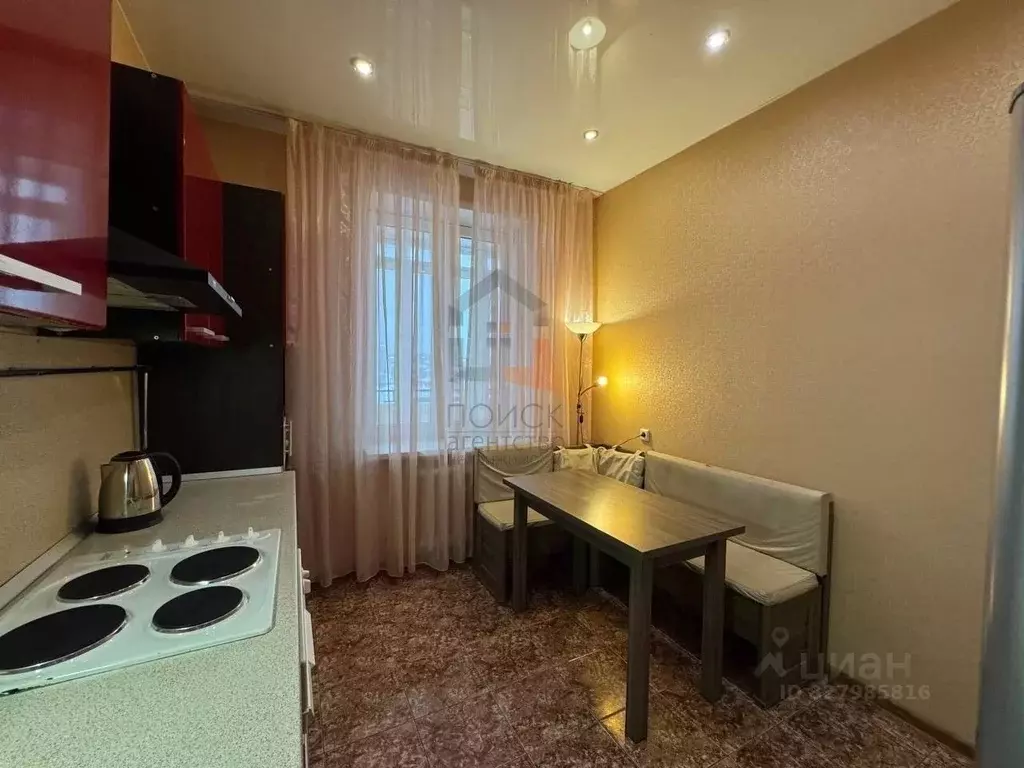 1-к кв. Кировская область, Киров Орловская ул., 4 (40.0 м) - Фото 2