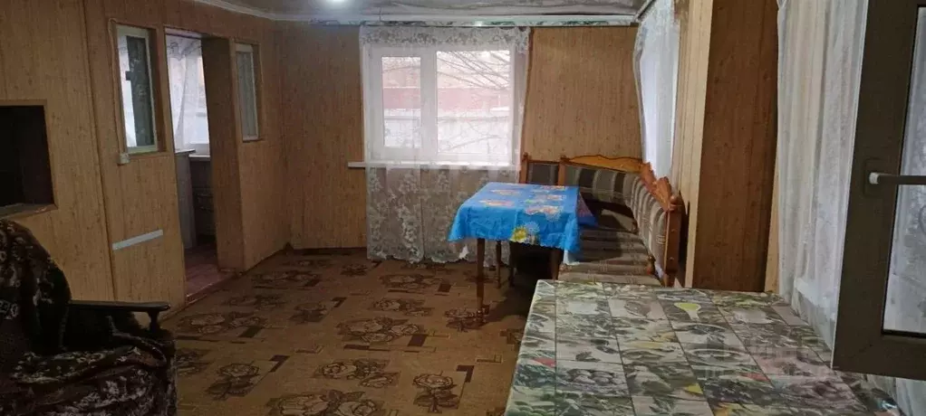 Дом в Ставропольский край, Новоалександровск Советская ул., 117 (48 м) - Фото 1