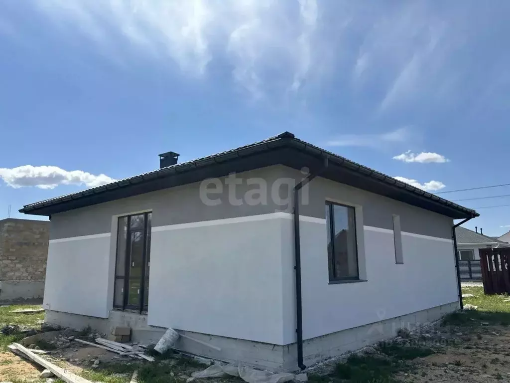 Дом в Крым, Симферопольский район, Василек дп  (100 м) - Фото 1