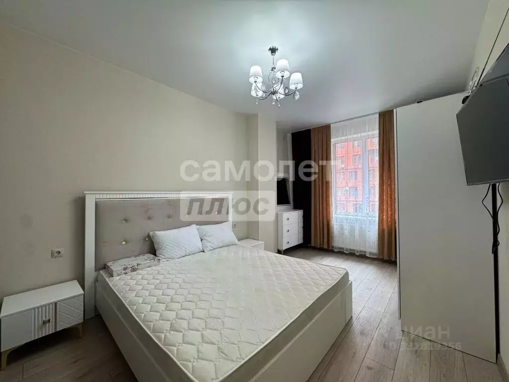 1-к кв. Кабардино-Балкария, Нальчик ул. Тарчокова, 35 (52.0 м) - Фото 1