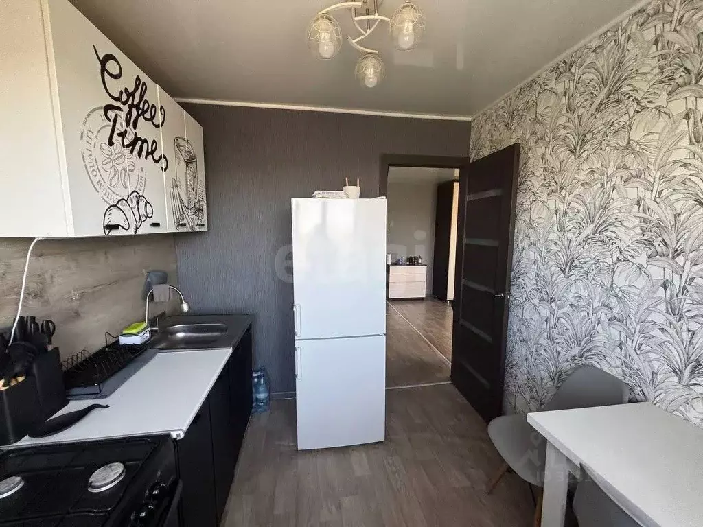 1-к кв. Челябинская область, Южноуральск ул. Советской Армии, 10 (30.3 ... - Фото 1