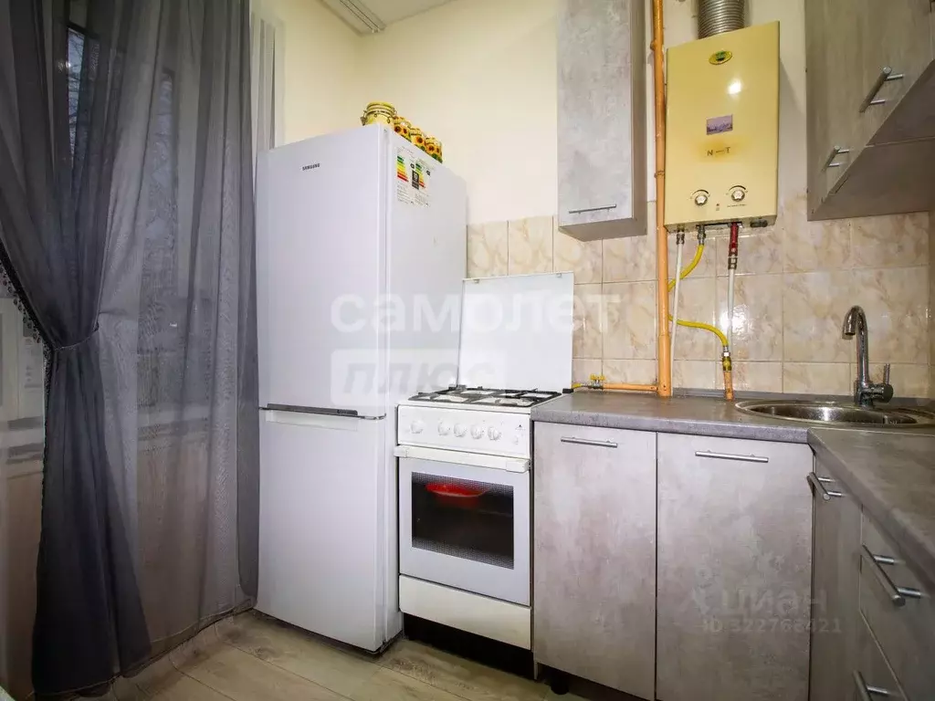 2-к кв. Ульяновская область, Ульяновск просп. Нариманова, 82 (44.1 м) - Фото 1