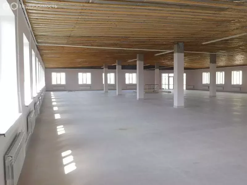 Помещение свободного назначения (1500 м) - Фото 2