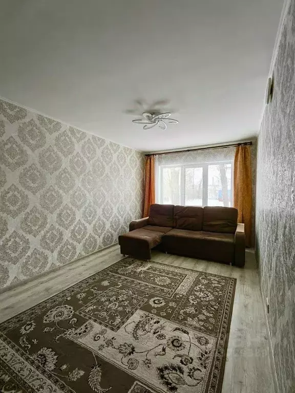 2-к кв. Омская область, Омск ул. Завертяева, 31 (44.7 м) - Фото 1