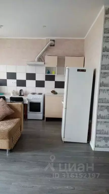 Студия Ростовская область, Ростов-на-Дону Парусный пер., 48 (32.0 м) - Фото 1