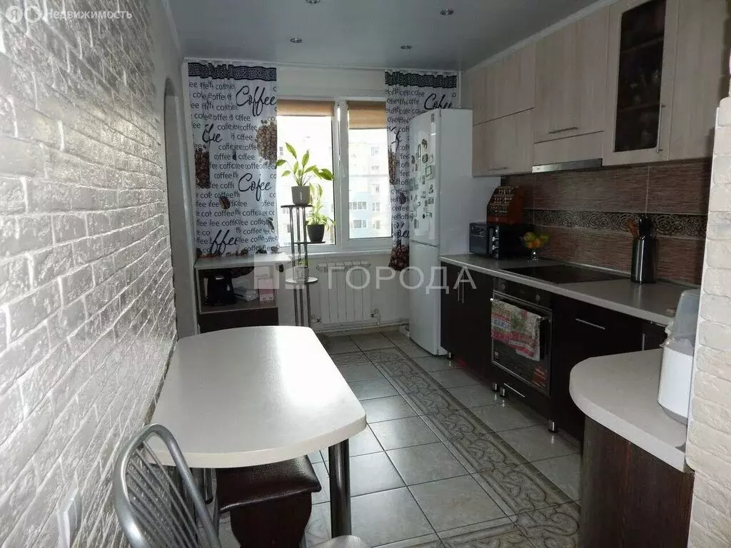 3-комнатная квартира: Барнаул, улица Сергея Ускова, 3 (94.7 м) - Фото 2