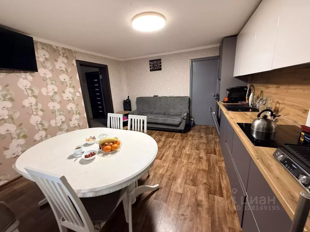 Коттедж в Красноярский край, Красноярск городской округ, пос. Солонцы, ... - Фото 1