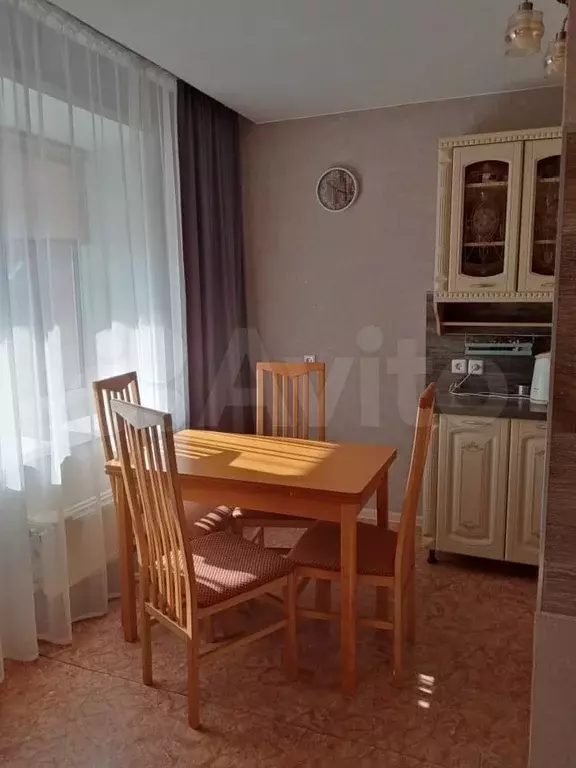 2-к. квартира, 54 м, 5/5 эт. - Фото 1