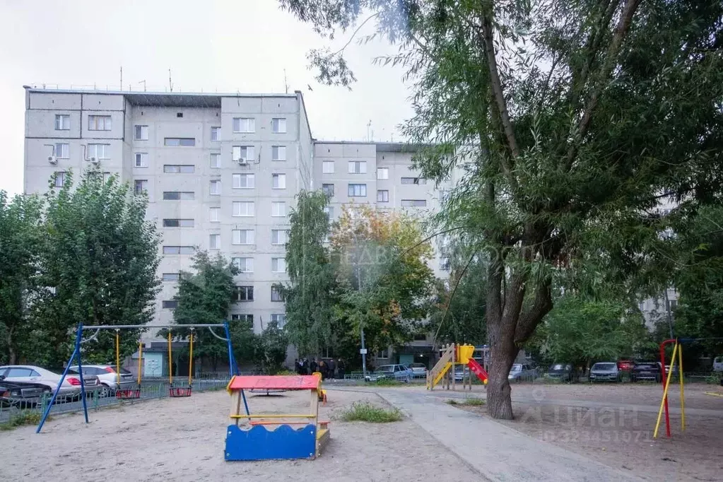 2-к кв. Тюменская область, Тюмень Ставропольская ул., 13 (50.1 м) - Фото 1