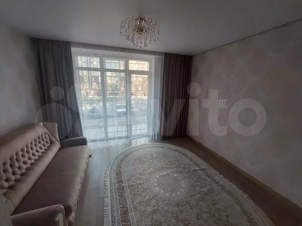 1-к. квартира, 40 м, 6/9 эт. - Фото 1