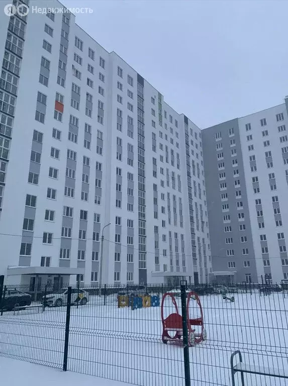 3-комнатная квартира: Уфа, улица Гази Загитова, 11/1 (63 м) - Фото 1