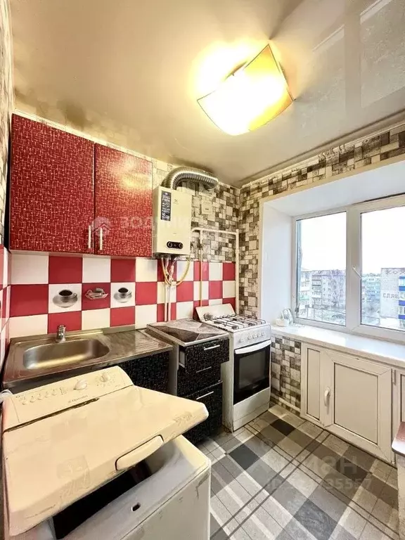 2-к кв. Чувашия, Канаш Восточный мкр,  (44.6 м) - Фото 1