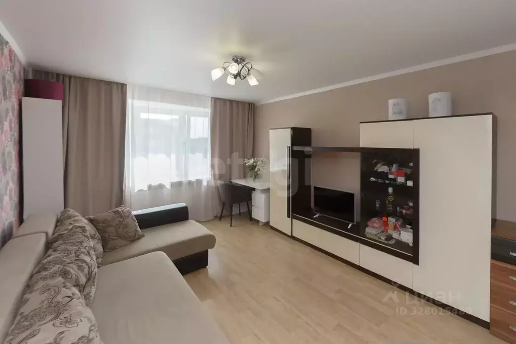 1-к кв. Тюменская область, Тюмень Малая Боровская ул., 7 (40.7 м) - Фото 2