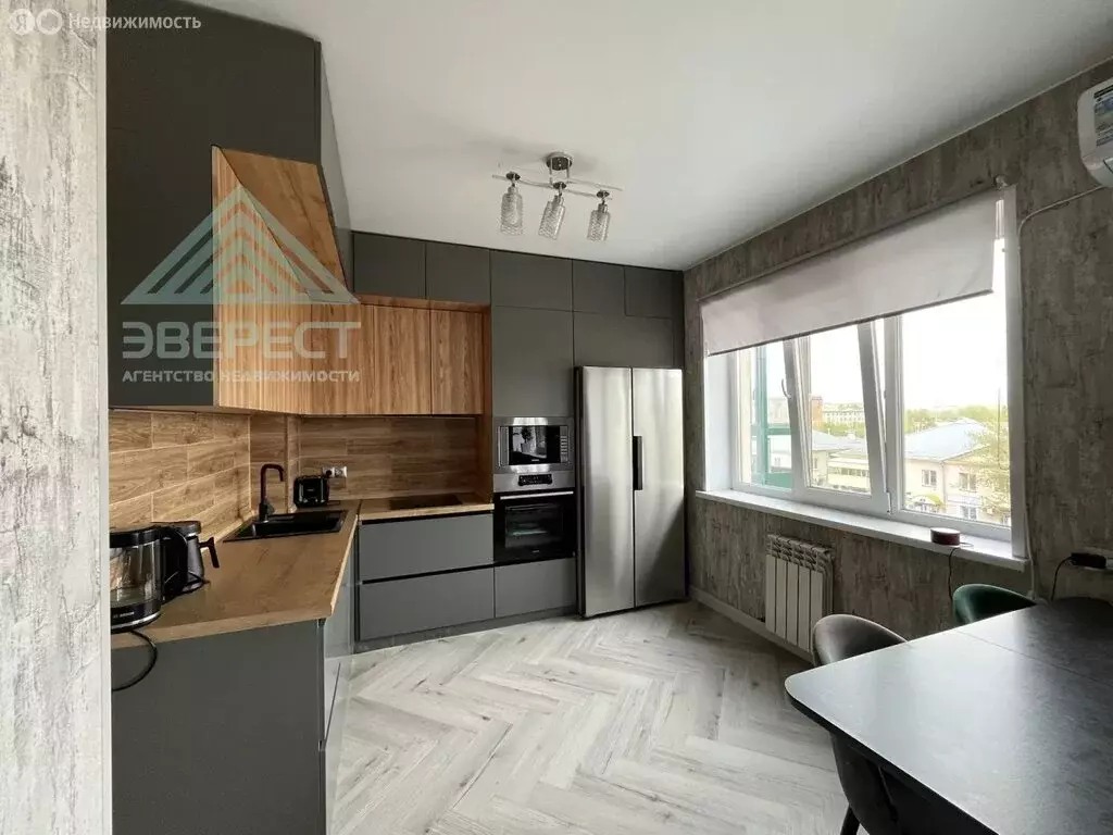 2-комнатная квартира: Абакан, улица Маршала Жукова, 17 (54.5 м) - Фото 1