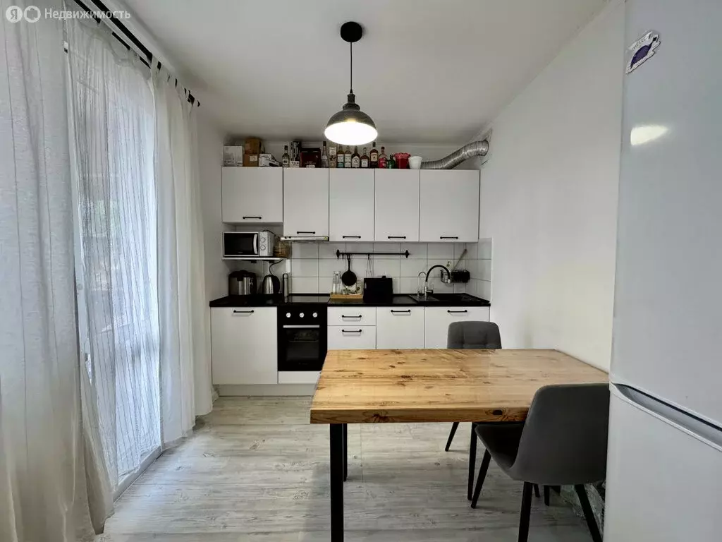 1-комнатная квартира: Казань, улица Александра Курынова, 6к1 (31 м) - Фото 2