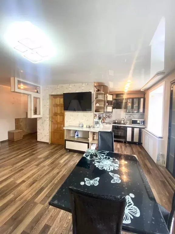 3-к. квартира, 65,5 м, 3/3 эт. - Фото 1