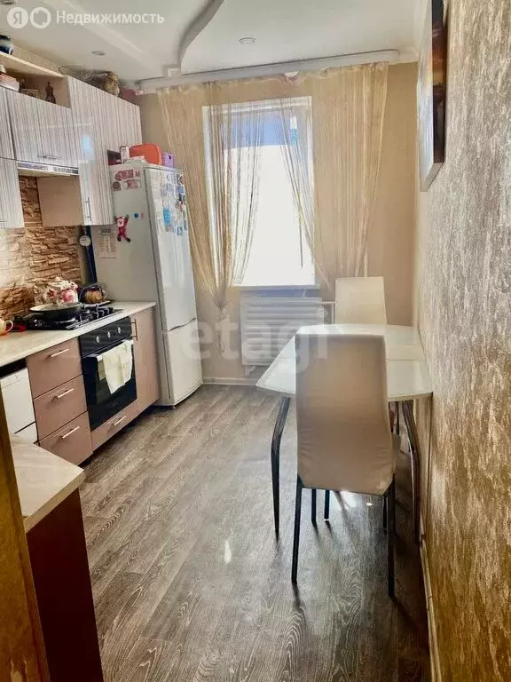 3-комнатная квартира: Стерлитамак, улица Артёма, 21А (66.2 м) - Фото 1