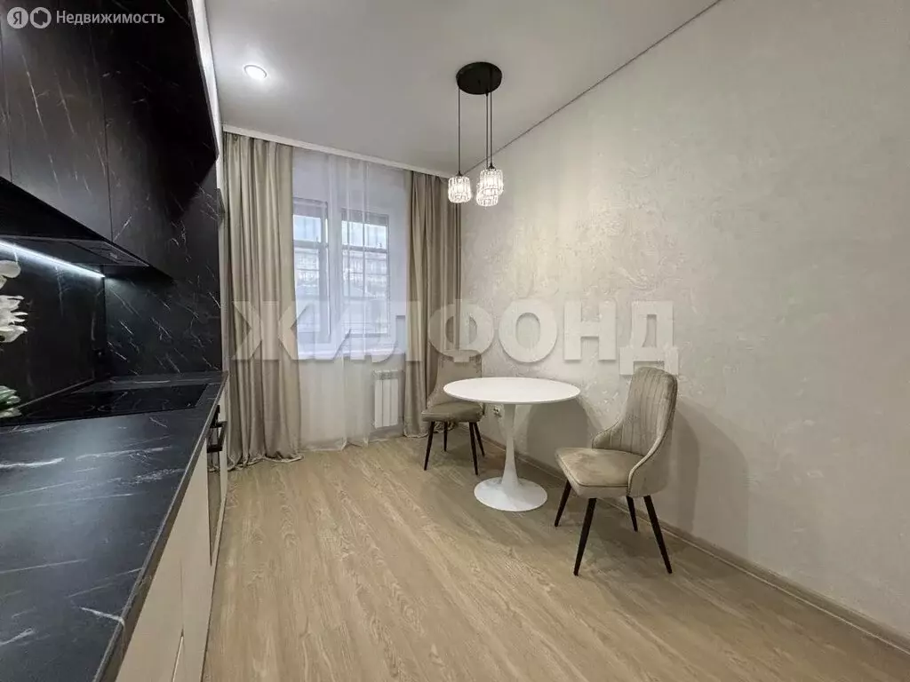 1-комнатная квартира: Абакан, улица Авиаторов, 5 (45 м) - Фото 2