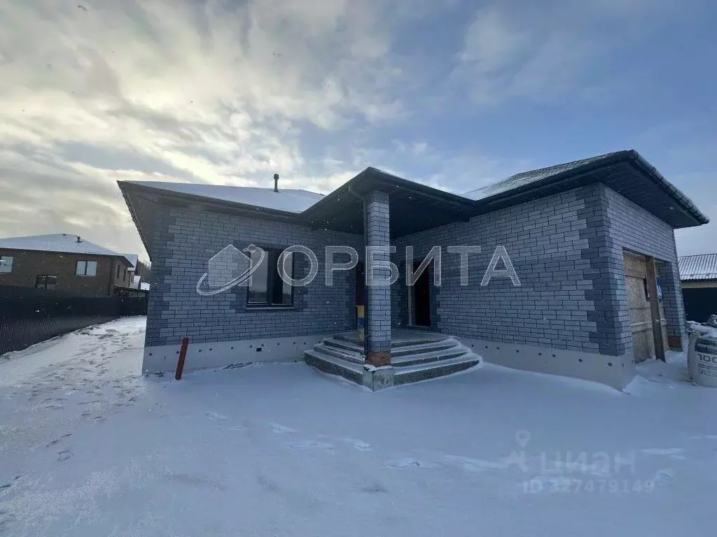 Дом в Тюменская область, Тюменский муниципальный округ, д. Падерина ... - Фото 1