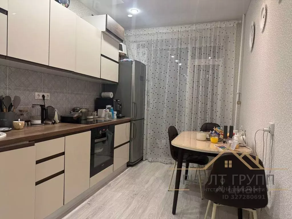 2-к кв. Татарстан, Казань ул. Зур Урам, 1К (54.6 м) - Фото 1