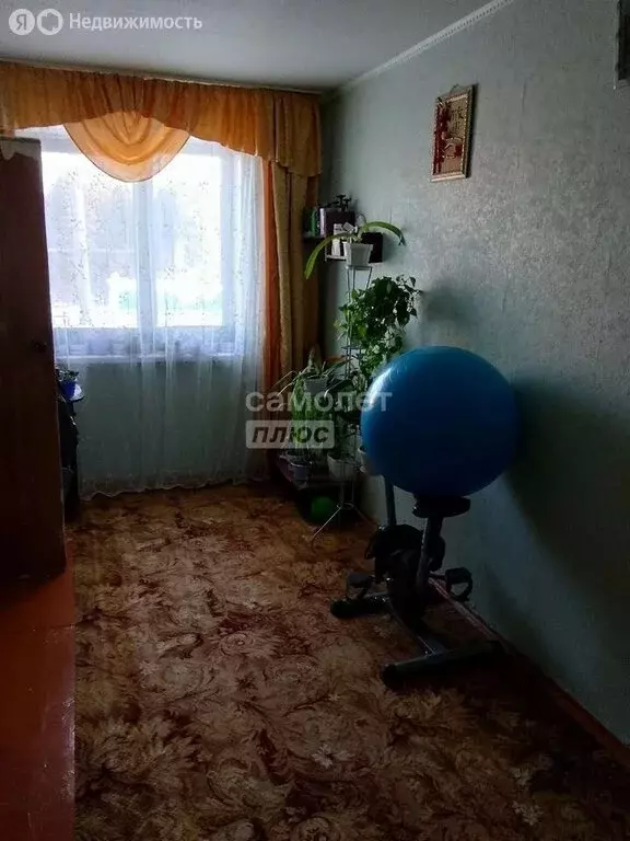 3-комнатная квартира: Златоуст, проспект имени Ю.А. Гагарина, 8-я ... - Фото 1