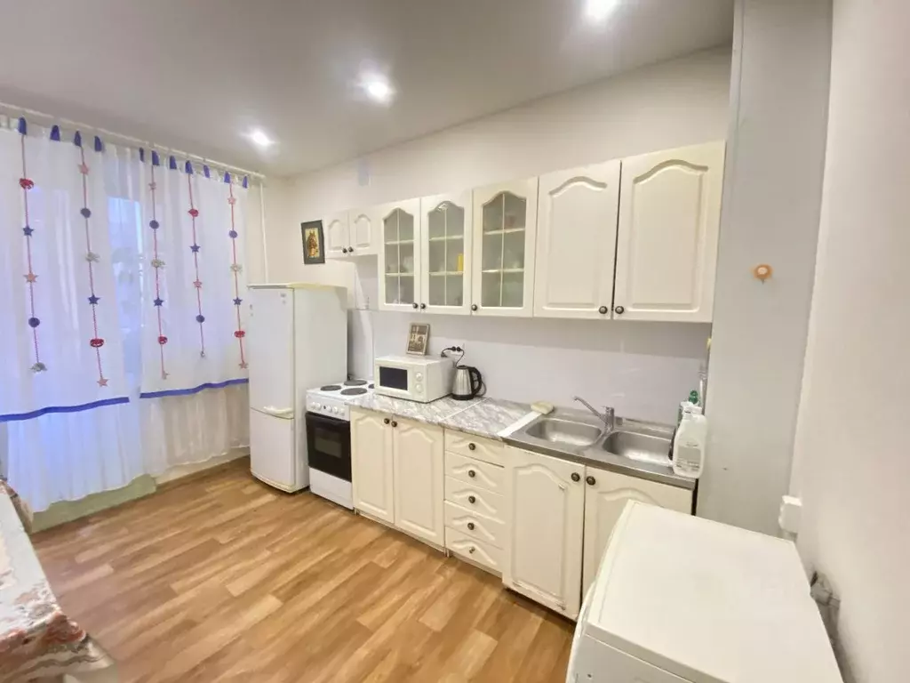 3-к кв. Татарстан, Казань Чистопольская ул., 64 (80.0 м) - Фото 0