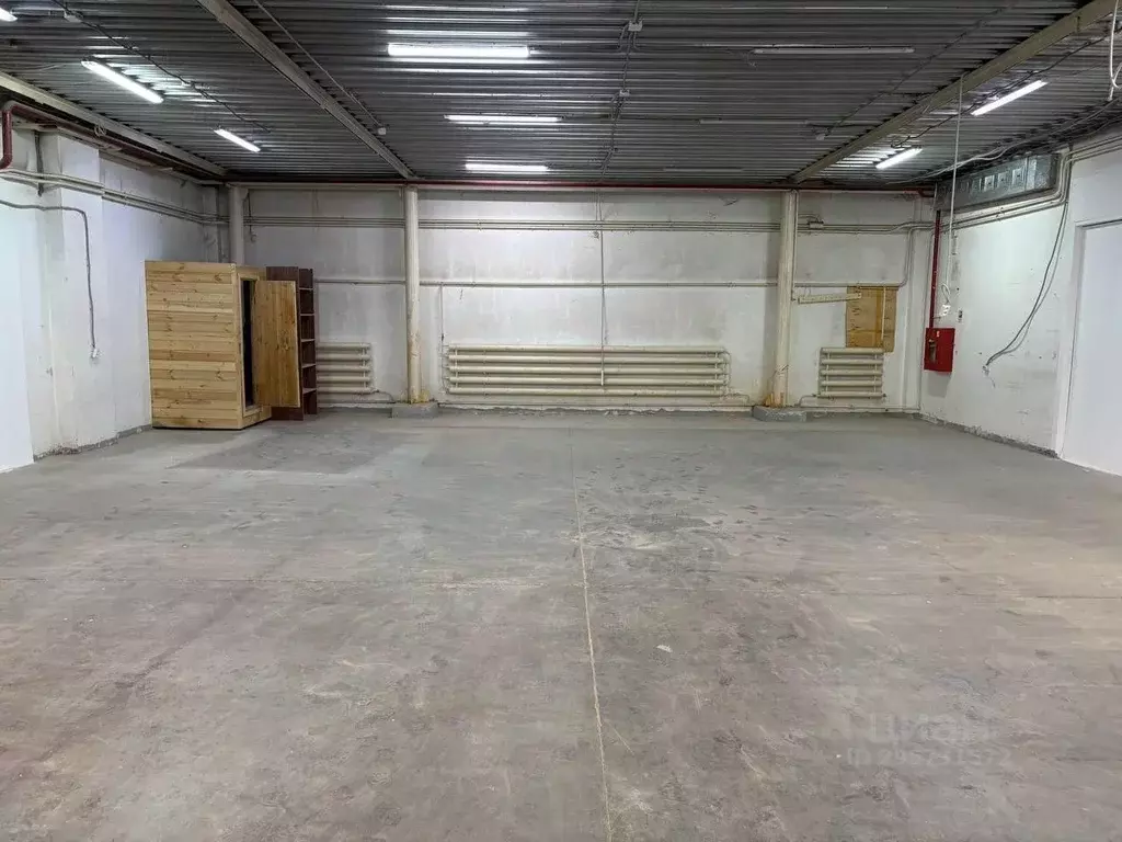 Склад в Тюменская область, Тюмень ул. Ветеранов Труда, 50 (200 м) - Фото 1