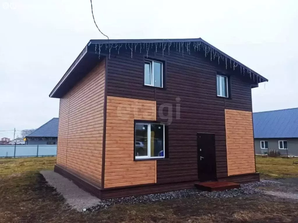 Дом в село Андреевка, Изумрудная улица (140 м) - Фото 1