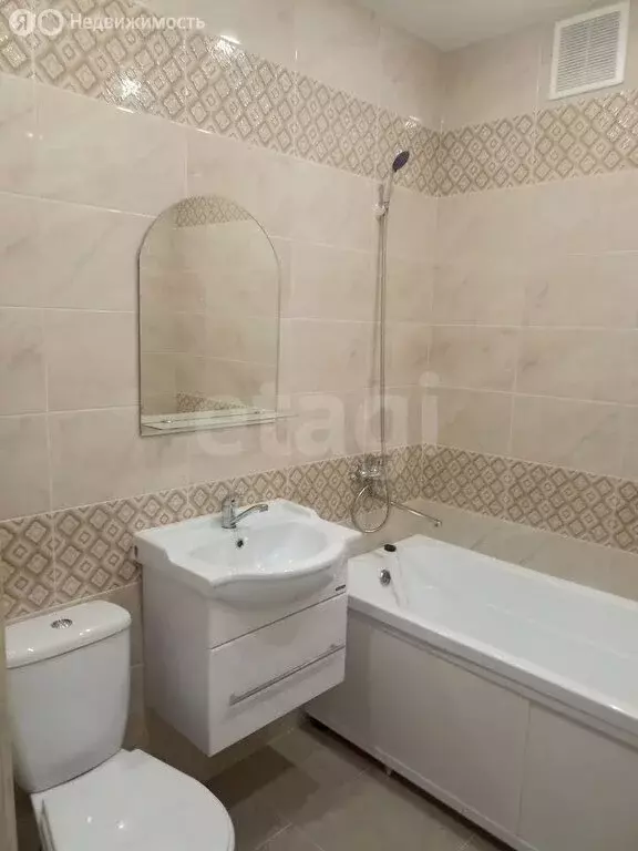 1-комнатная квартира: Иркутск, улица Бородина, 4 (49 м) - Фото 2