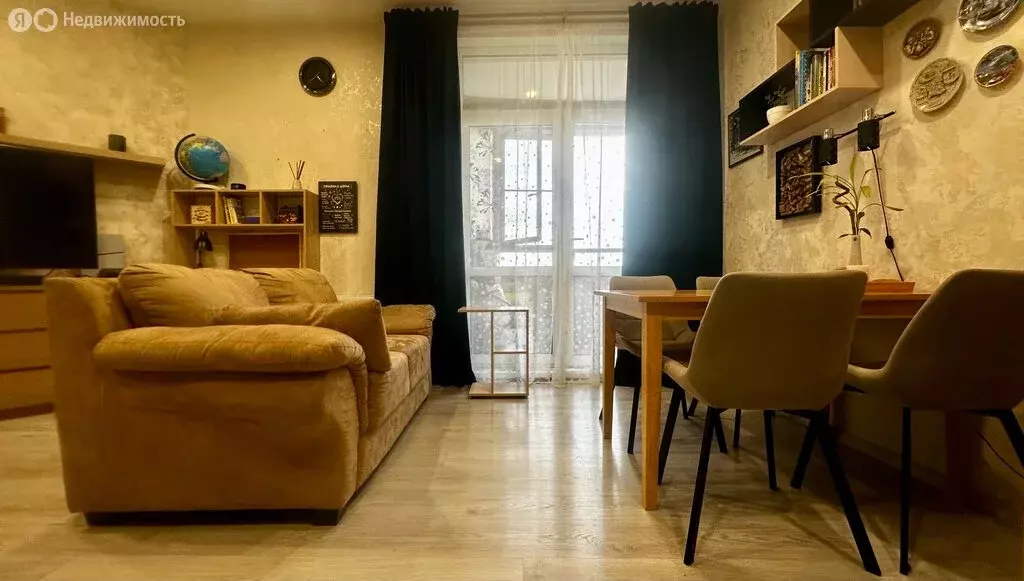 Квартира-студия: Гатчина, улица Хохлова, 16 (36 м) - Фото 1