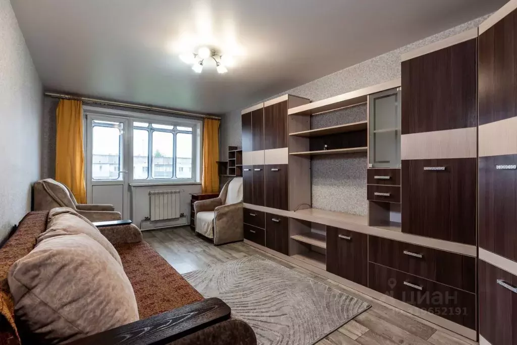 2-к кв. Кемеровская область, Новокузнецк ул. Батюшкова, 10 (49.1 м) - Фото 2