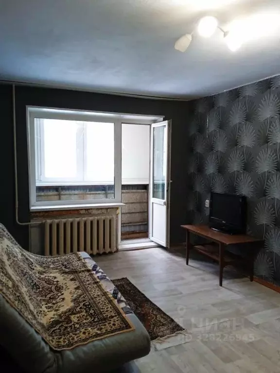 1-к кв. Челябинская область, Челябинск ул. Бурденюка, 10 (30.0 м) - Фото 1